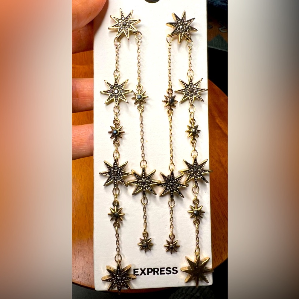 5 inch Long Stars Gold Tone Express Earrings